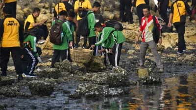 Sungai Bersih, Laut Terjaga: Surabaya Jadi Percontohan Internasional Penanganan Sampah Plastik
